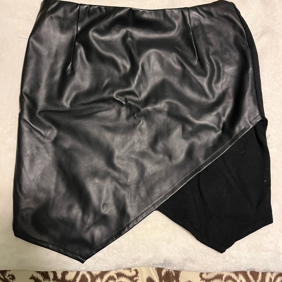 Leather Mini Skirt - Picture 1 of 2